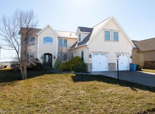 7016 E Sunview Dr, Lakeside Marblehead, OH 43440
