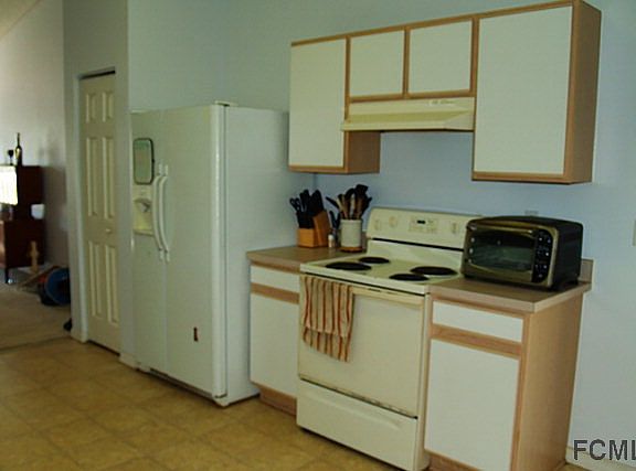 4th image of 13 Flemington Ln