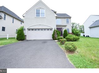 2731 Meetinghouse Rd, Philadelphia, PA 19114