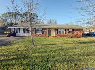 316 Clearview St SW, Decatur, AL 35601
