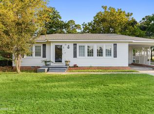 28 E Park St, Gulfport, MS 39507