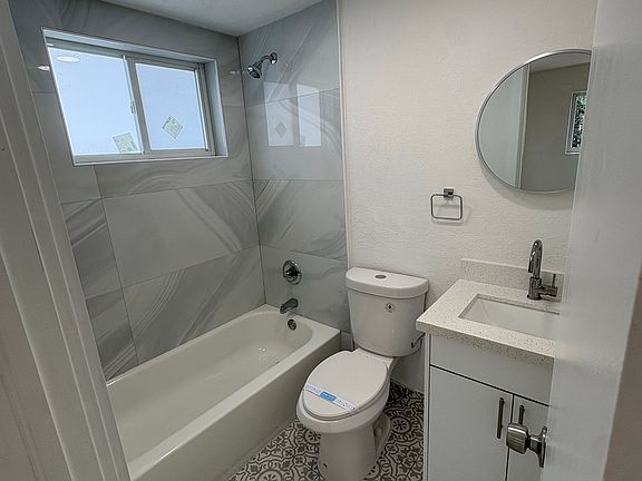 5th image of 1811 NW 19th Ter #8
