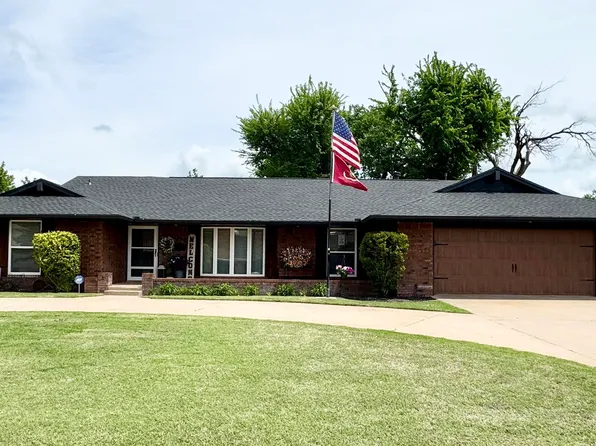 1109 S Hayes St, Enid, OK 73703