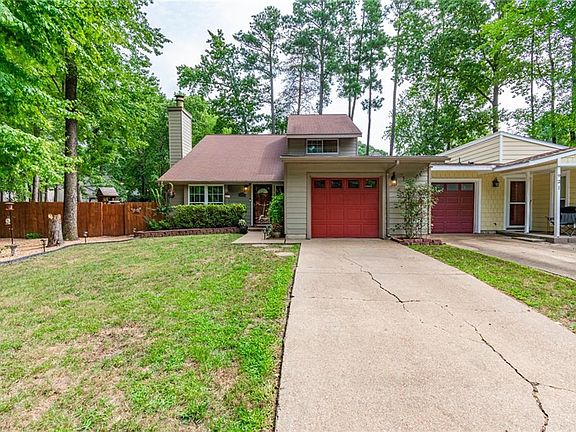 3rd image of 919 Birchwood Ct