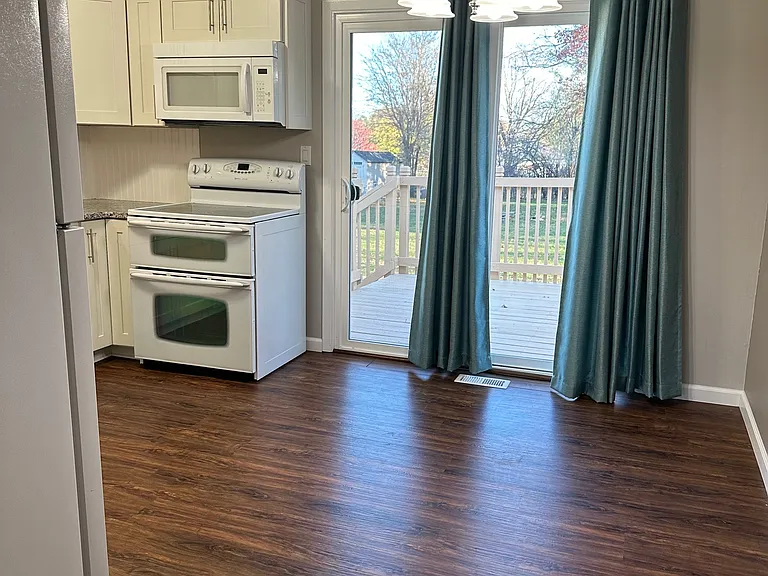 5012 Goldenrod Ln — Photo 5