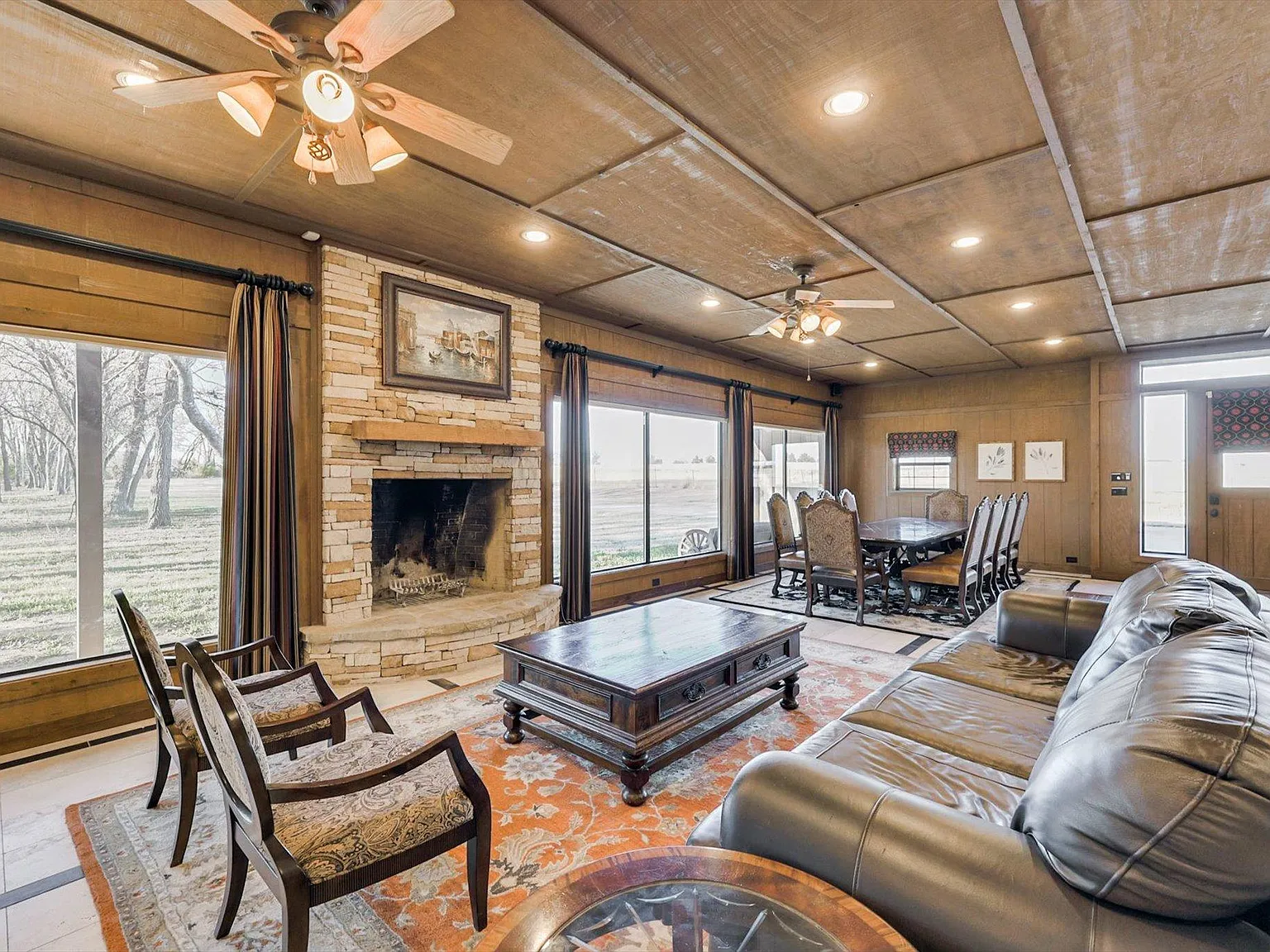 4 bed, 4125 sqft, $9,750 — Photo 4
