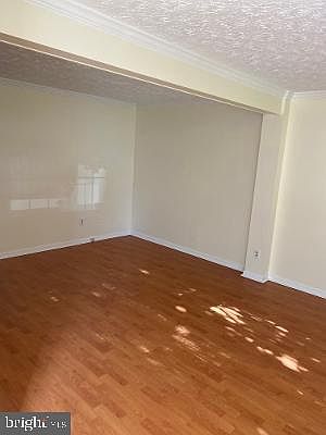 2nd image of 3670 Woodhaven Ct