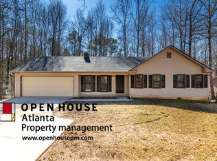 1367 Fairfield Dr, Lilburn, GA 30047