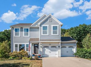 11533 Trent St SE, Lowell, MI 49331