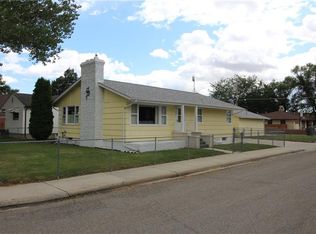 125 N Miles Ave, Hardin, MT 59034
