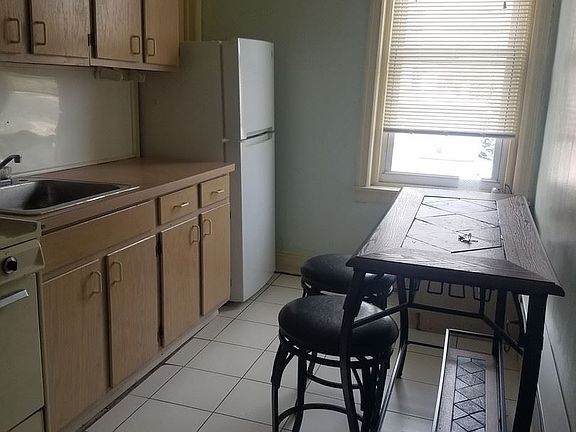 2nd image of 3315 N Park Ave #3