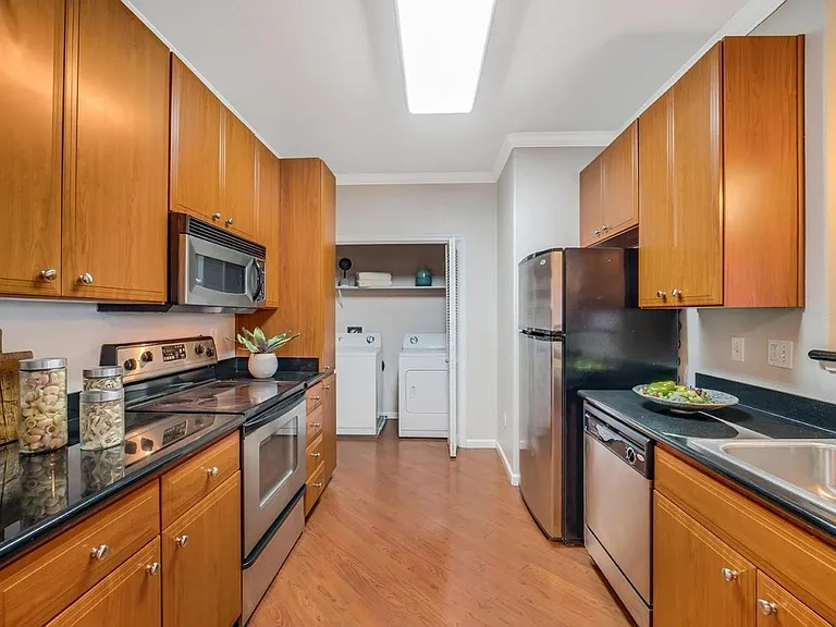 801 S Winchester Blvd #1306 — Photo 5