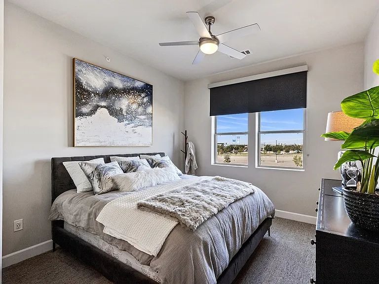 Waterford Market Apartments — Photo 8