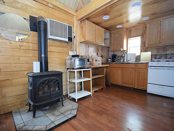 4th image of 9274 Black Brook Rd