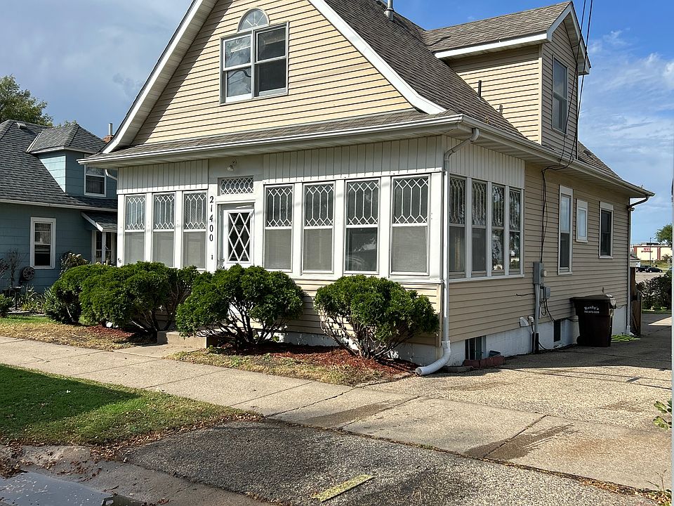 1st image of 21400 Church Ave