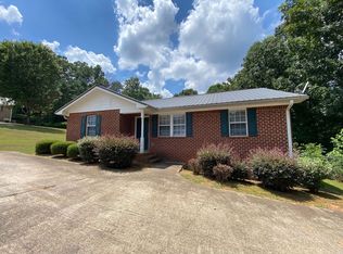 134 Hunters Run Rd, Athens, GA 30606