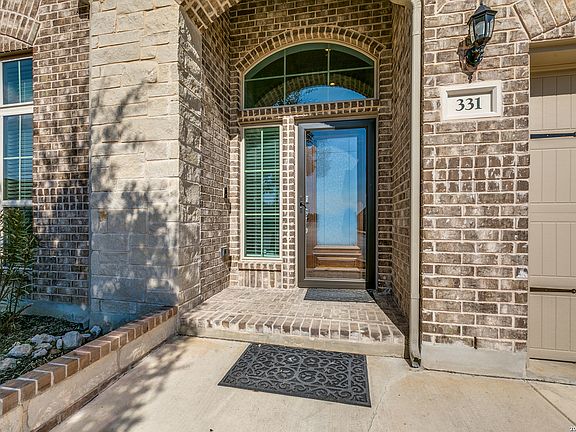 2nd image of 331 Ricadonna