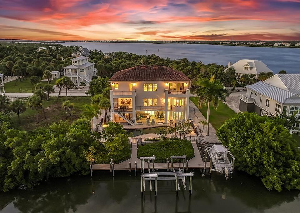 1st image of 36 LEMON BAY LANE