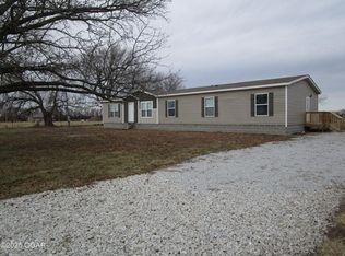 10261 Locust Rd, Carthage, MO 64836