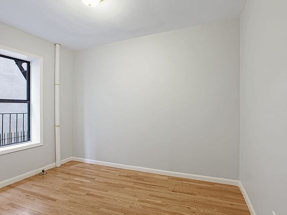 2nd image of 1569 Lexington Ave #2
