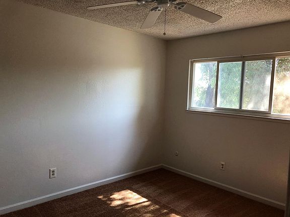 3rd image of 121 Las Flores Ave APT G