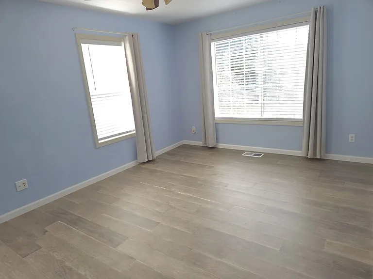 18785 NE Williamson Rd — Photo 27