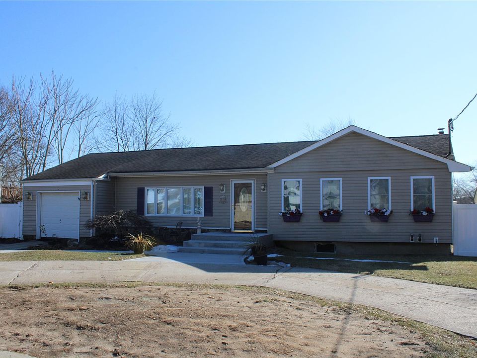 384 Hawkins Road, Centereach, NY 11720 Zillow
