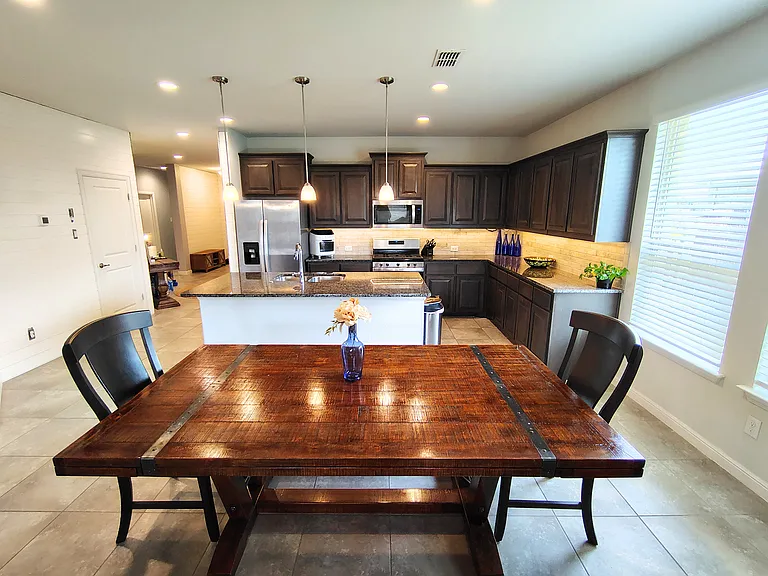 423 Regatta Ln — Photo 6