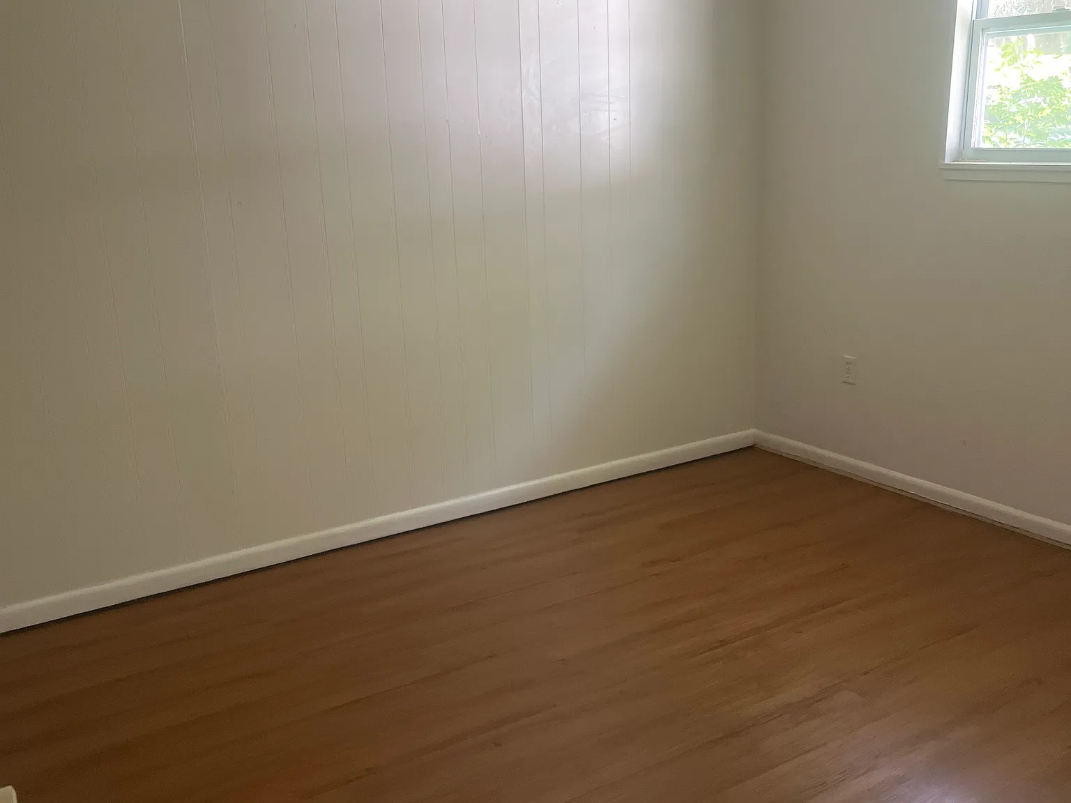 2 bed, 1047 sqft, $1,250 — Photo 2