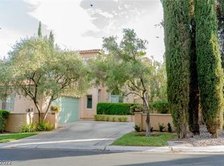 9033 Robinson Ridge Dr, Las Vegas, NV 89117