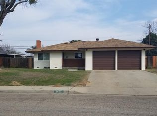 1472 Richard Ave, Sanger, CA 93657