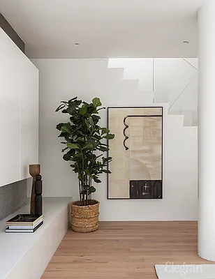 Sold by Elegran | media 9