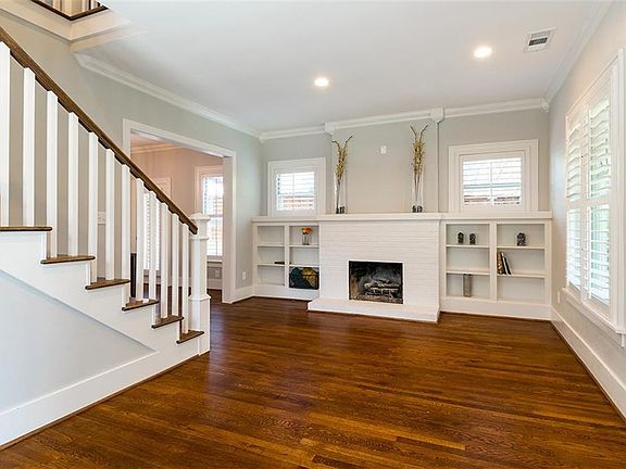 4th image of 1207 Woodlawn Ave