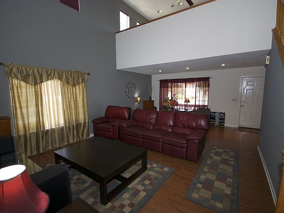 Enjoy high ceilings!