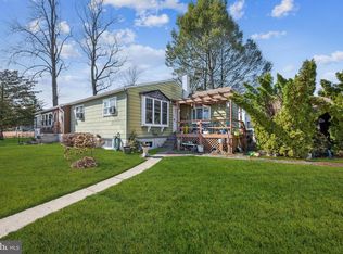 1105 Huntington Ave, Glendora, NJ 08029