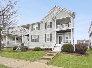 139 Gillett St #A, Sugar Grove, IL 60554