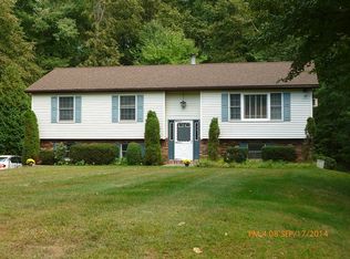 21 Angel Rd, New Paltz, NY 12561