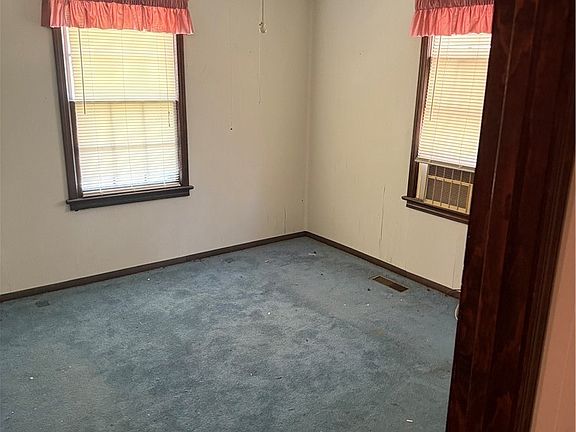 4th image of 5531 White Cedar Ln