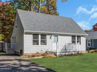 305 Robbins Rd, Neptune, NJ 07753
