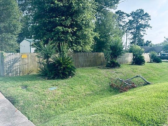 2nd image of 802 Fall Creek Dr