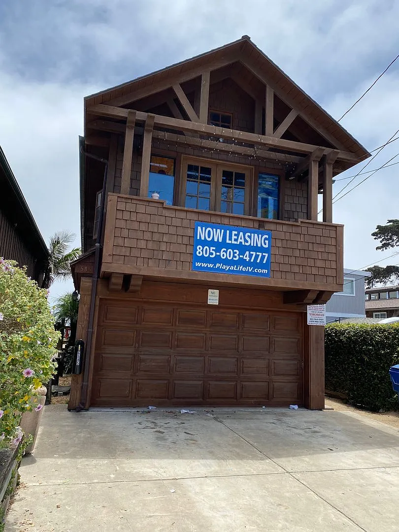6585 Del Playa — Photo 1