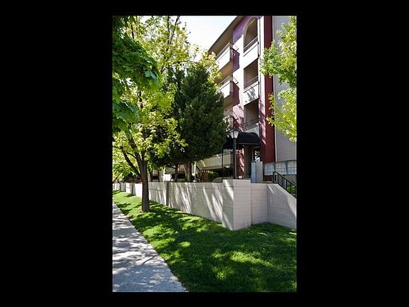 4th image of 339 E 600 S APT 1107