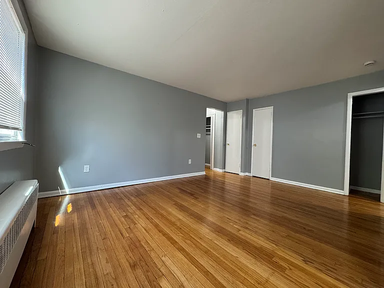 7 Norfolk St #B4 — Photo 7