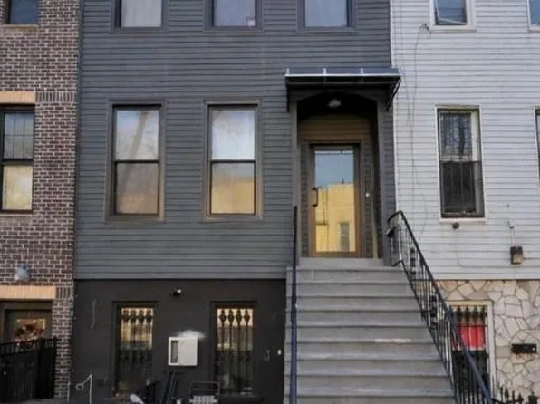 1130 Jefferson Avenue image 1 of 30