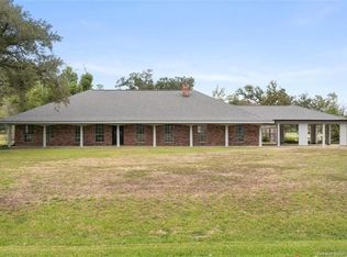 3625 Coachman Dr, Sulphur, LA 70665