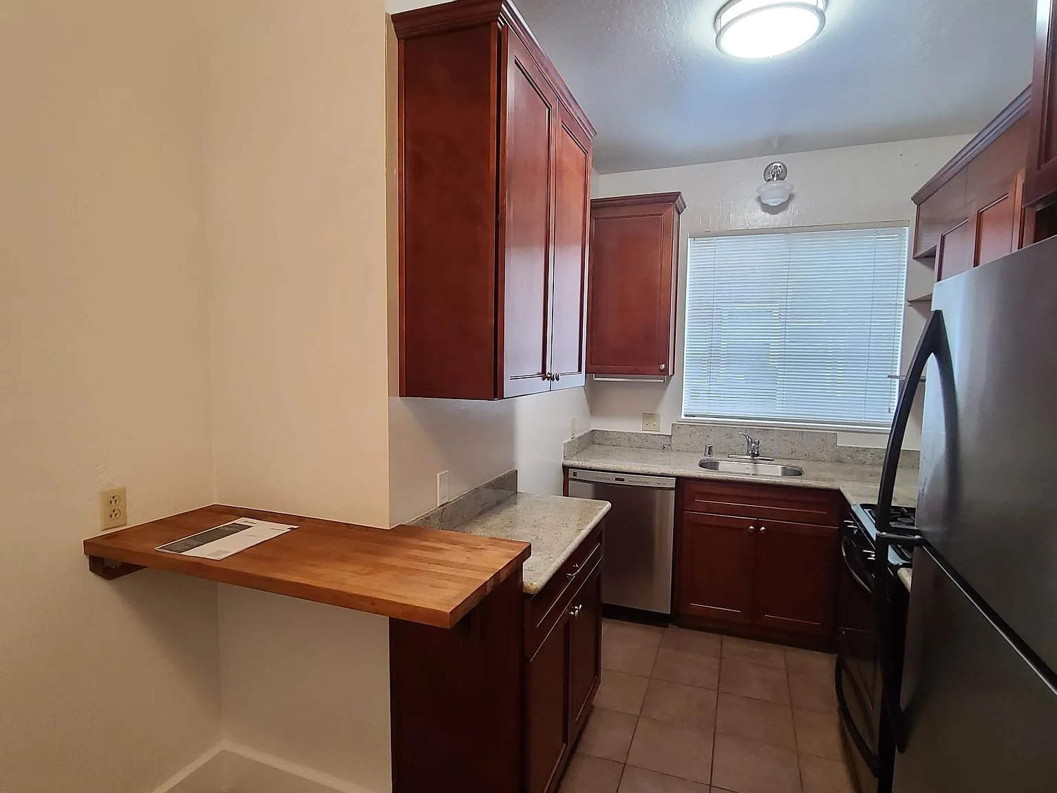 2 bed, $2,700 — Photo 4