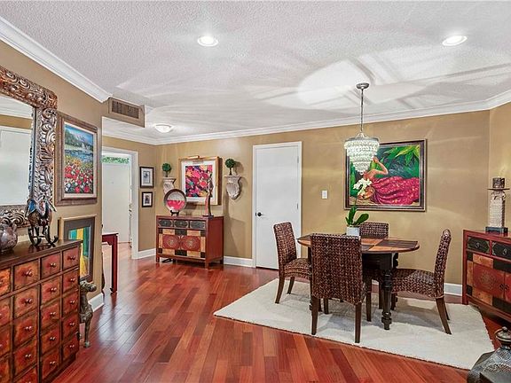 4th image of 700 Melrose Ave APT K1