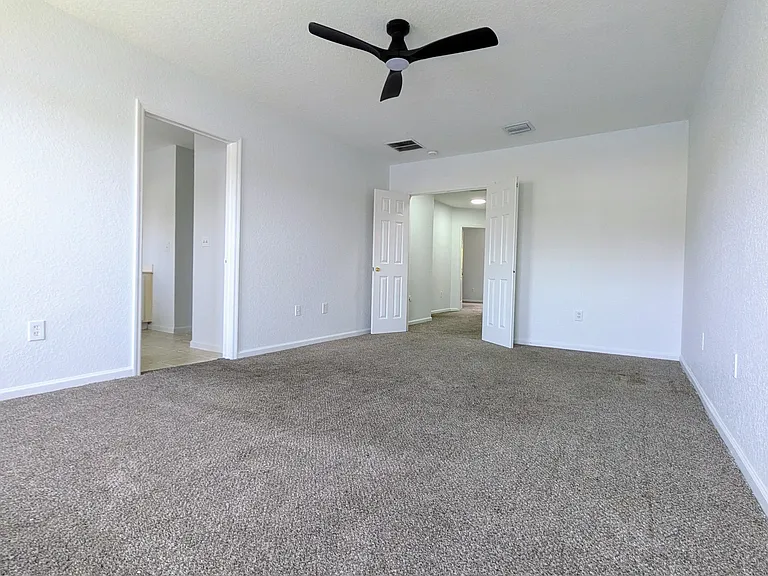 4344 Emerald Vis — Photo 3