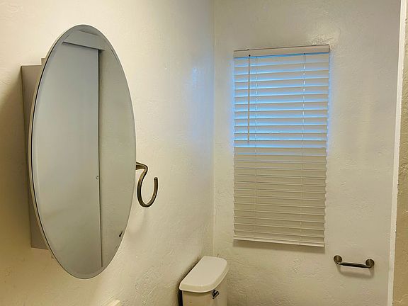 3rd image of 6207 S Morris Blvd Unit 2