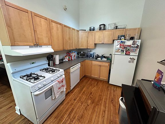 4th image of 1501 N Paulina St #1